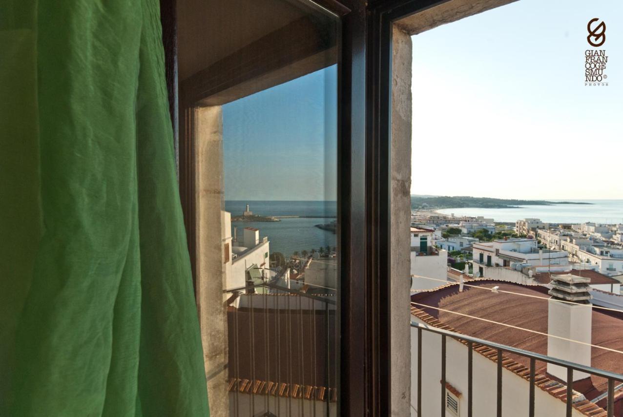 Torre La Mezzaluna Bed & Breakfast Весте Екстериор снимка